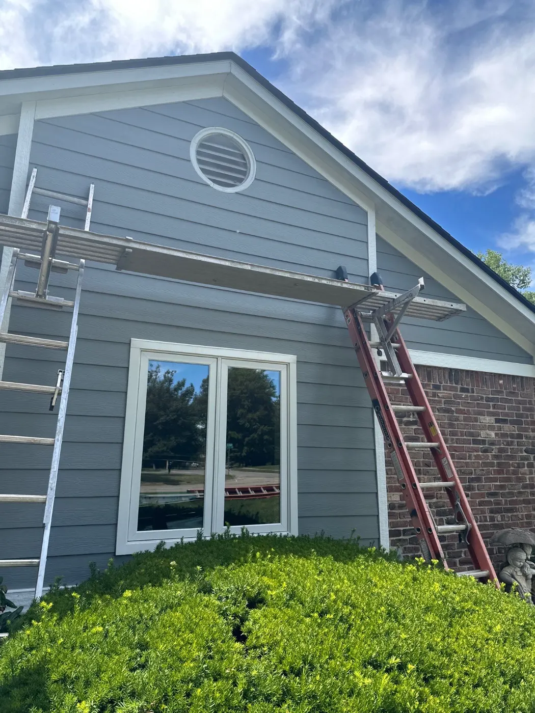 Storm-damaged siding documented in Sheffield Park